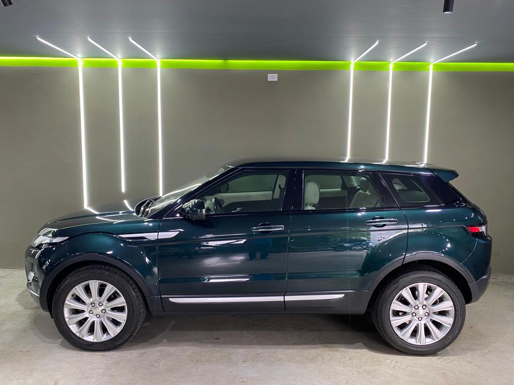 Land Rover Evoque Verde