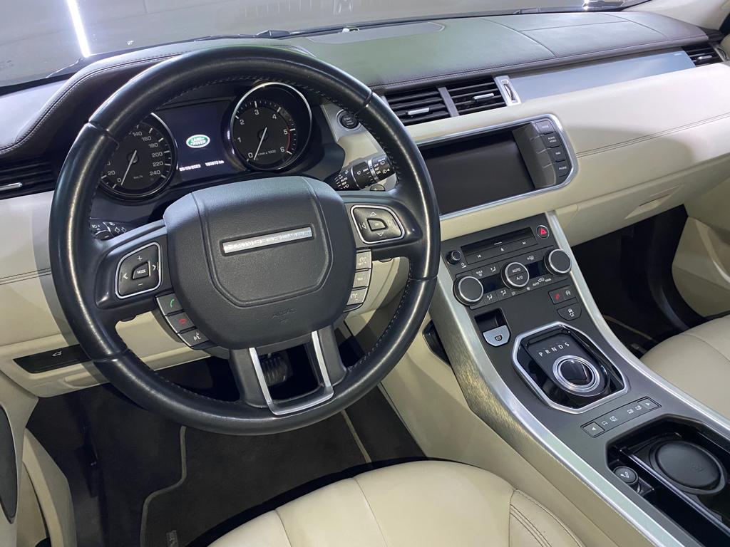 Land Rover Evoque Verde