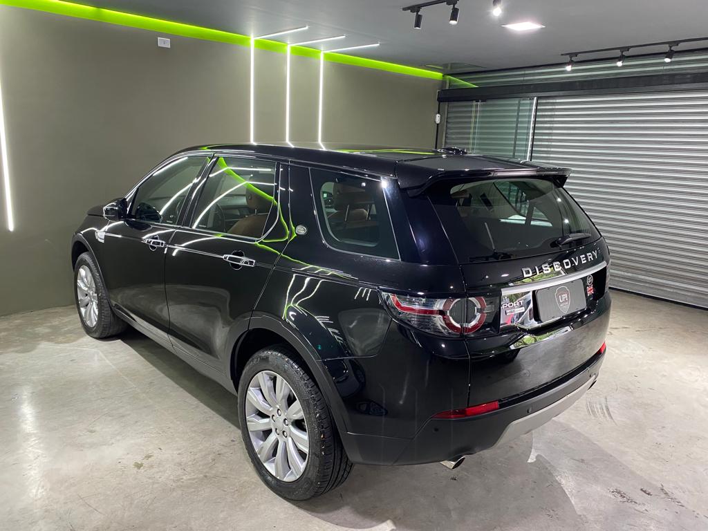 Land Rover Discovery Sport Preto
