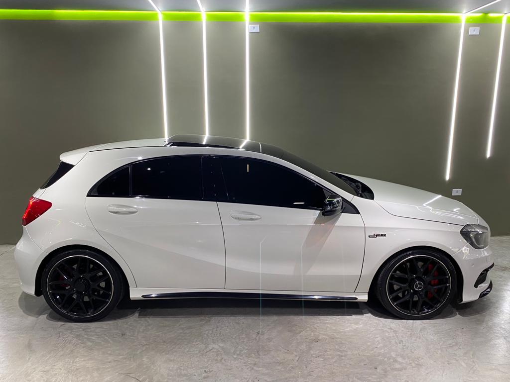 Mercedes Benz A45 Branco