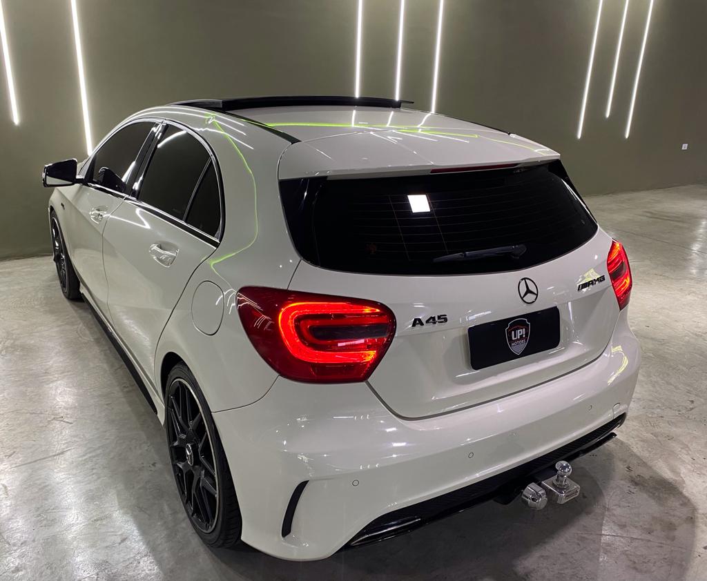 Mercedes Benz A45 Branco