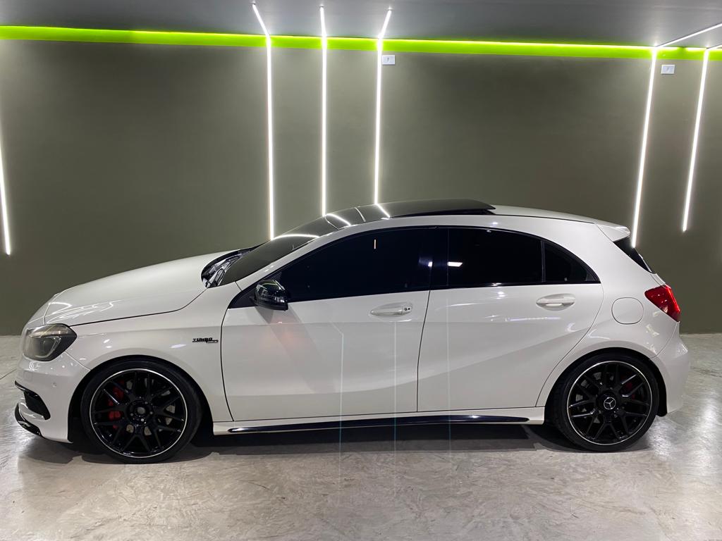 Mercedes Benz A45 Branco