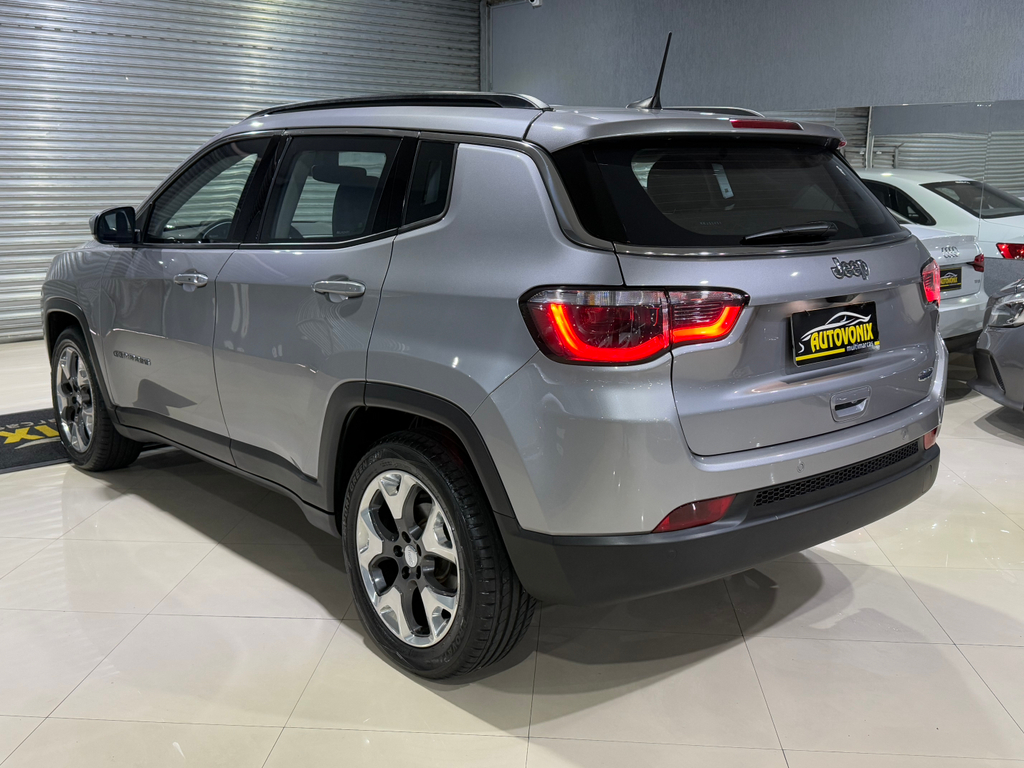 Jeep Compass Prata