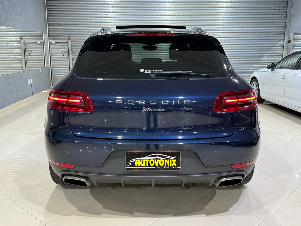 Porsche Macan Azul