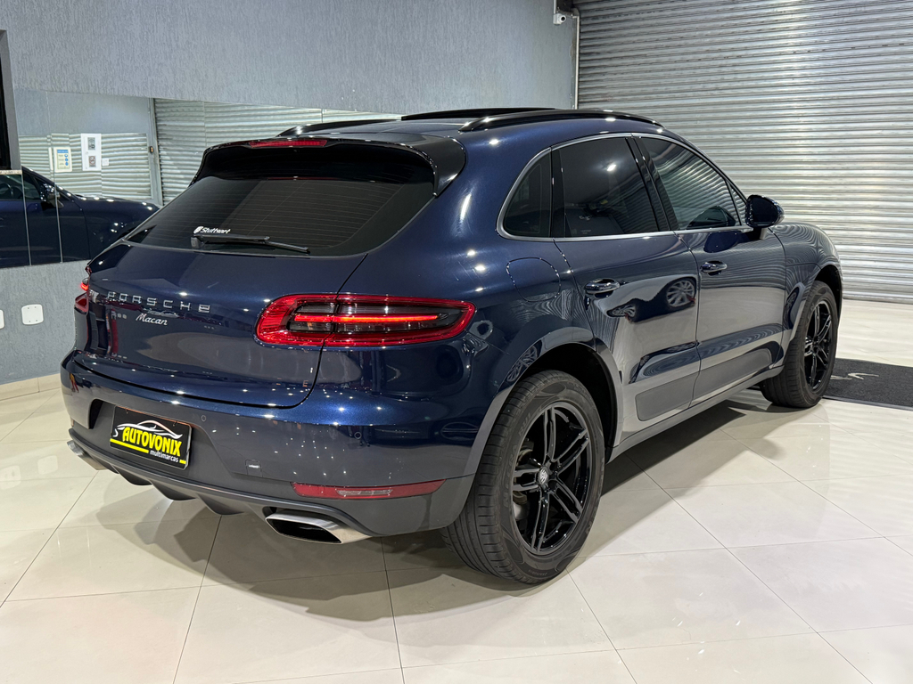 Porsche Macan Azul