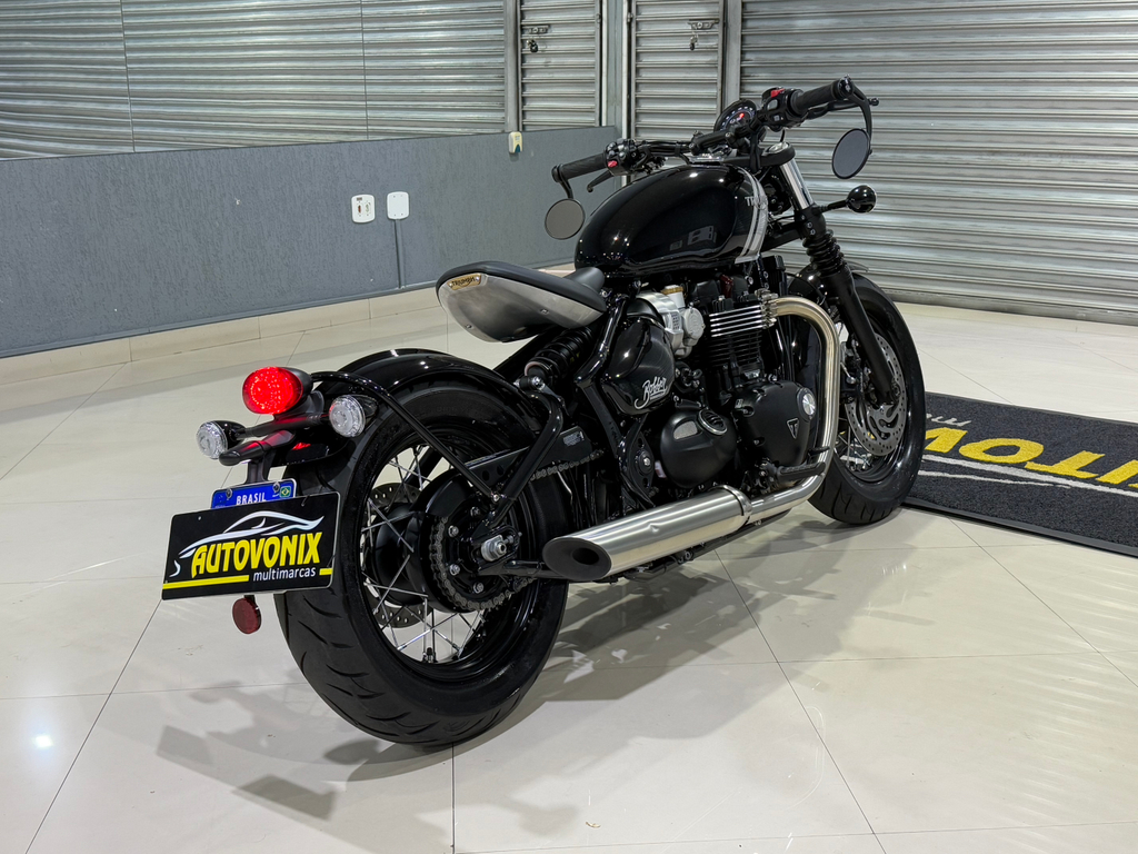 Triumph BONNEVILLE Preto