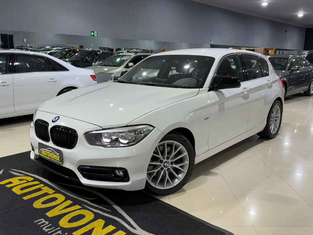 BMW 120i Branco