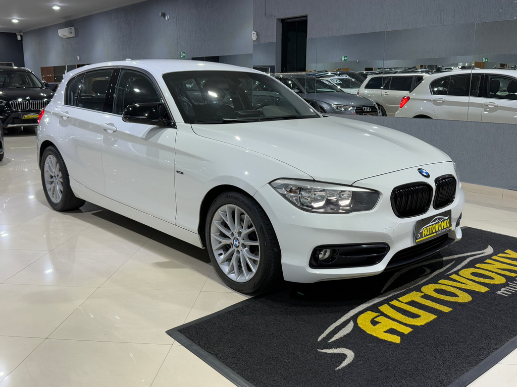 BMW 120i Branco