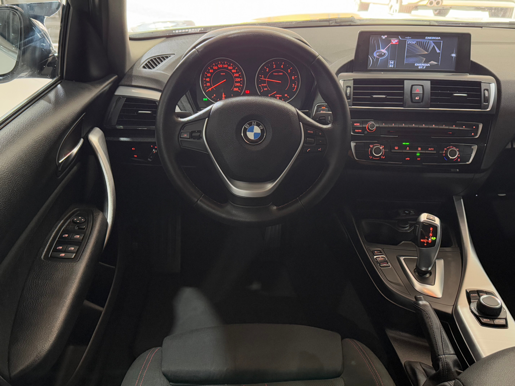 BMW 120i Branco