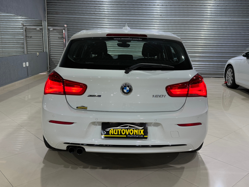 BMW 120i Branco