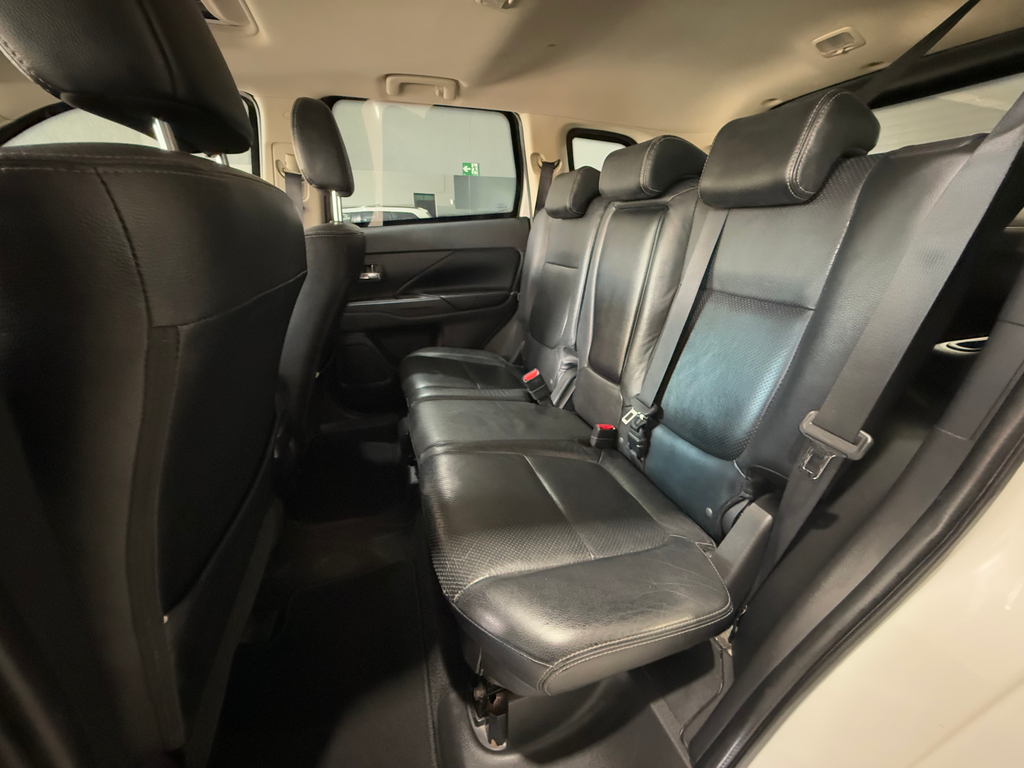 Mitsubishi Outlander Branco