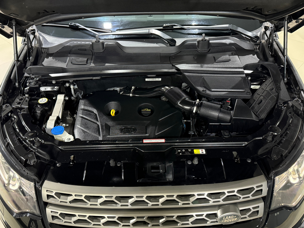 Land Rover Discovery Sport Preto