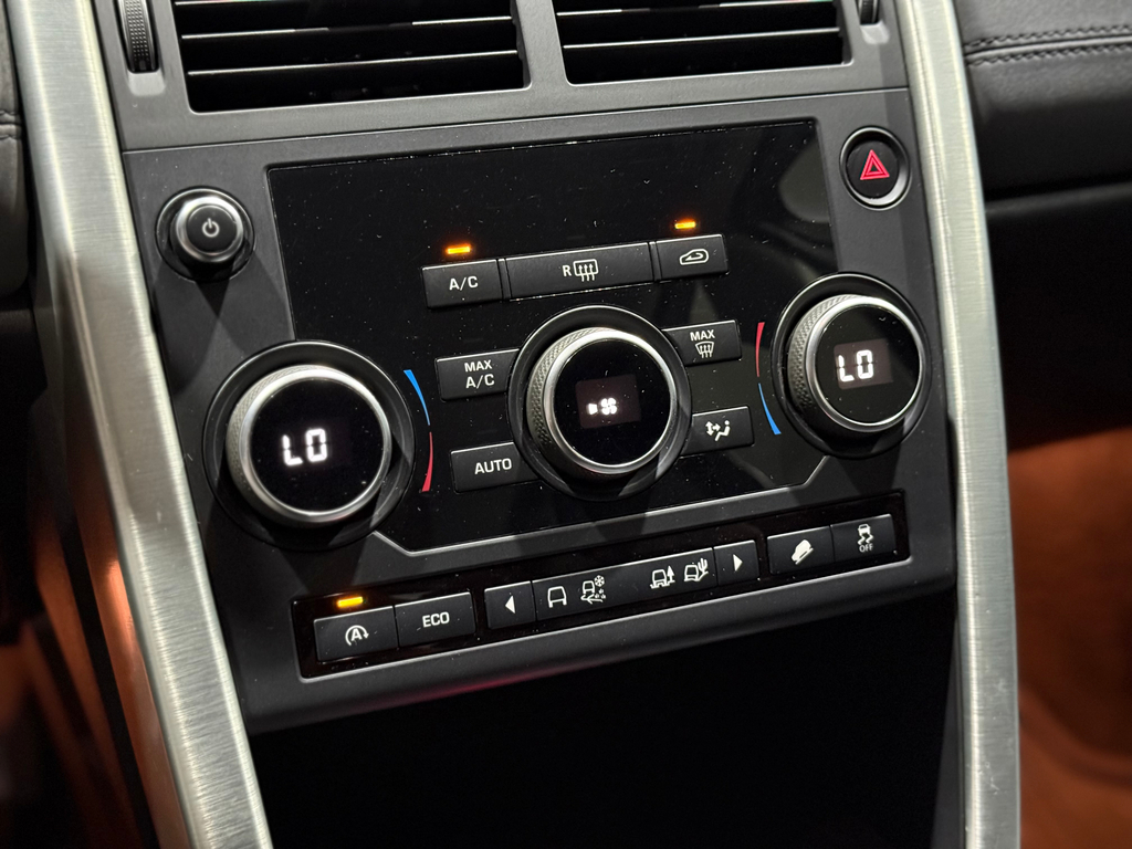 Land Rover Discovery Sport Preto