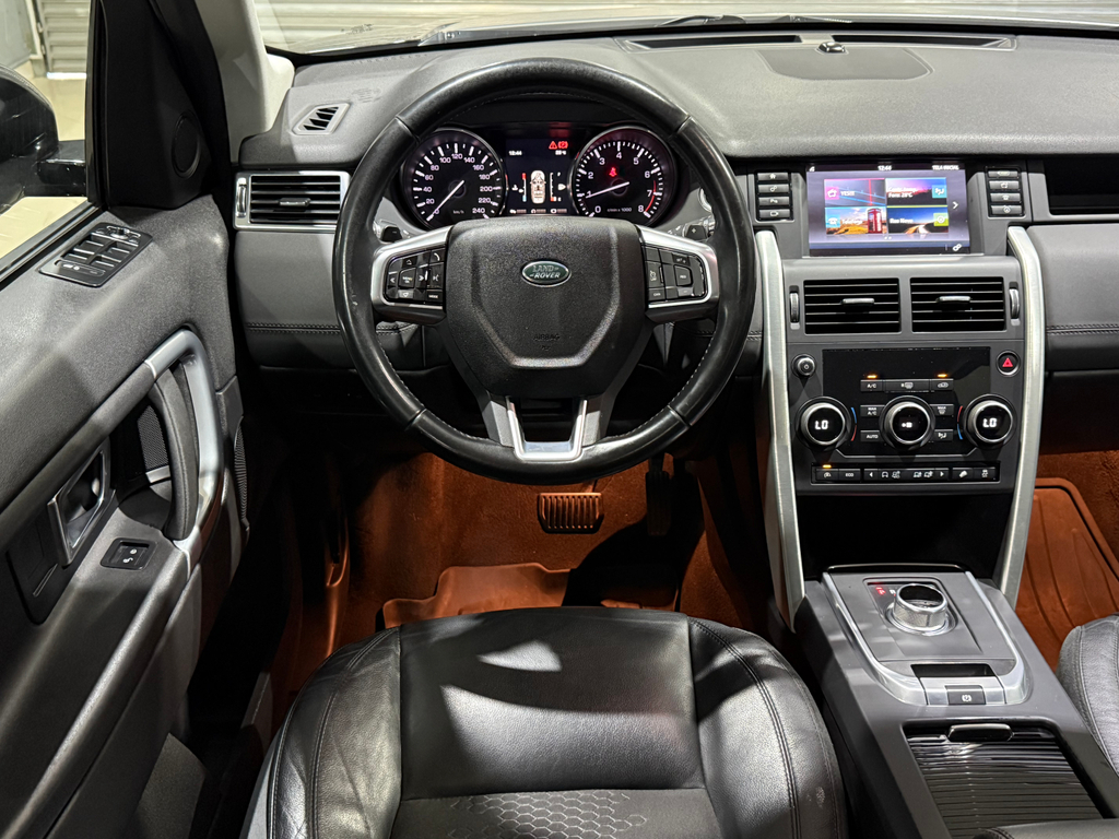 Land Rover Discovery Sport Preto
