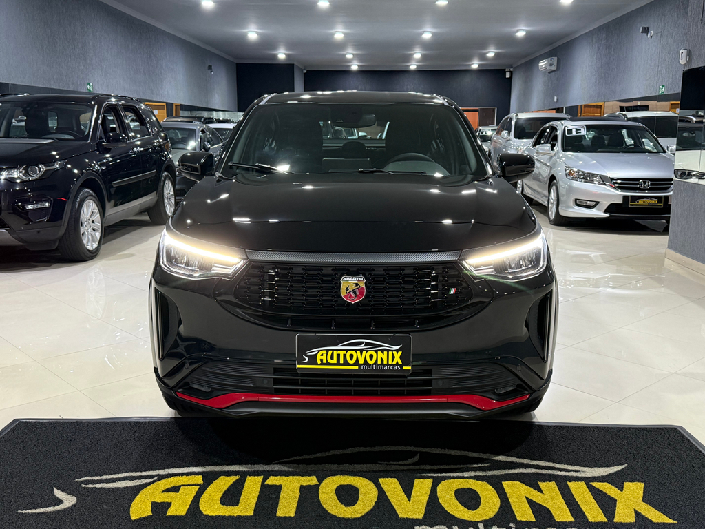 Fiat FASTBACK Preto