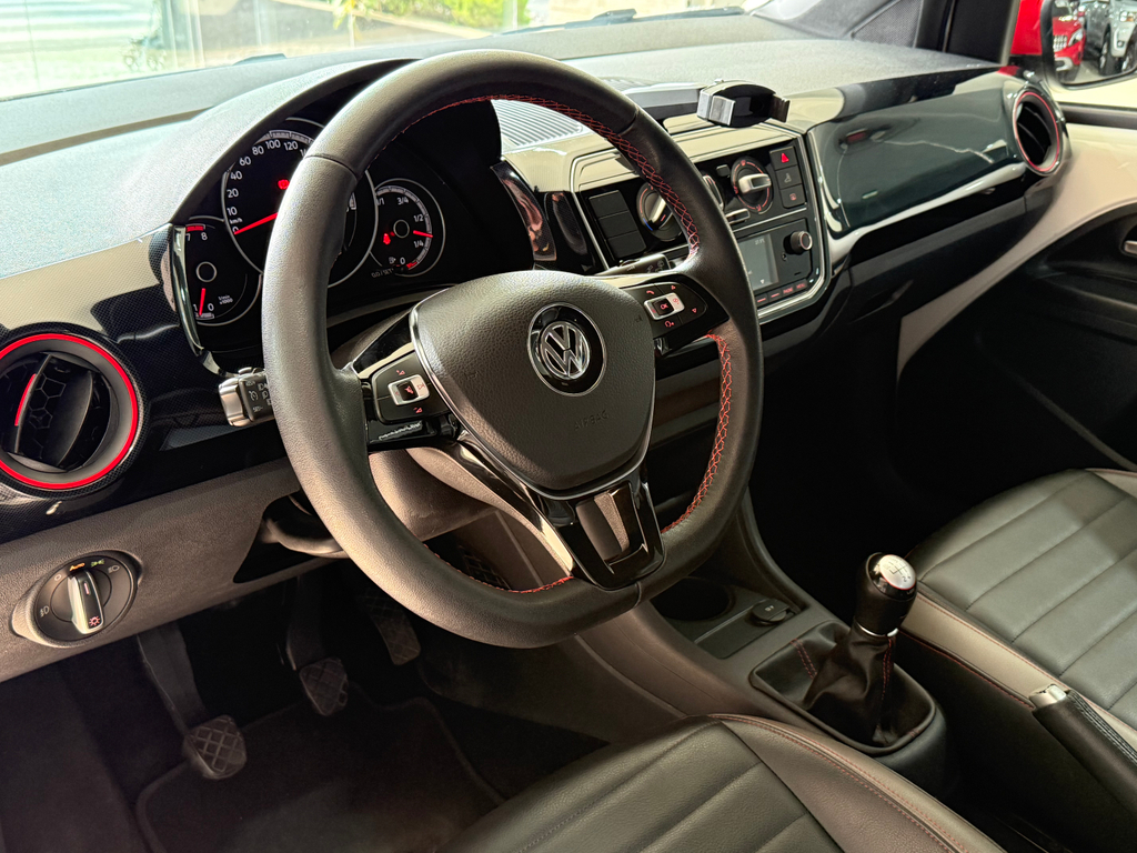 Volkswagen Up! Branco