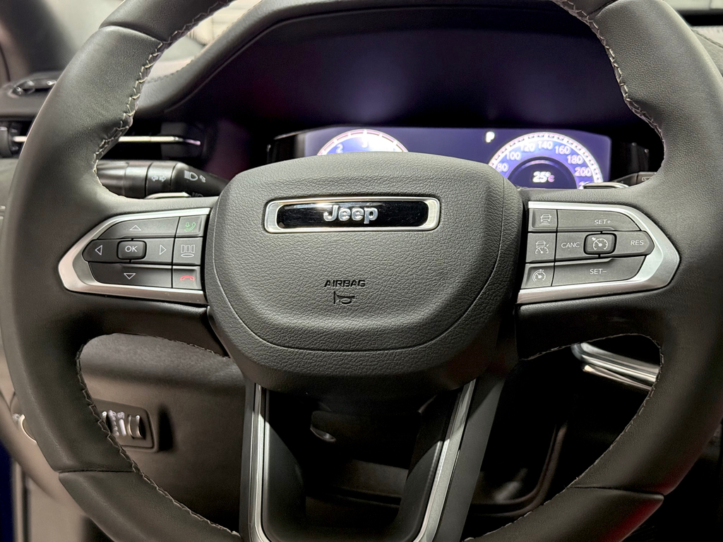 Jeep Commander Azul