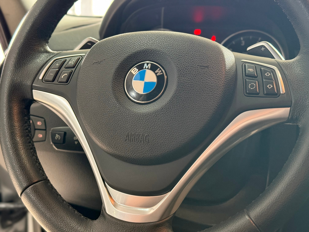 BMW X1 Prata