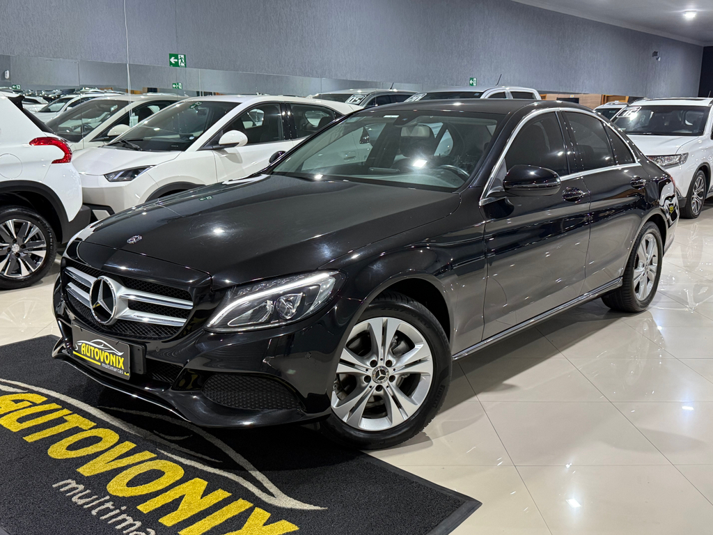 Mercedes Benz C-180 Preto