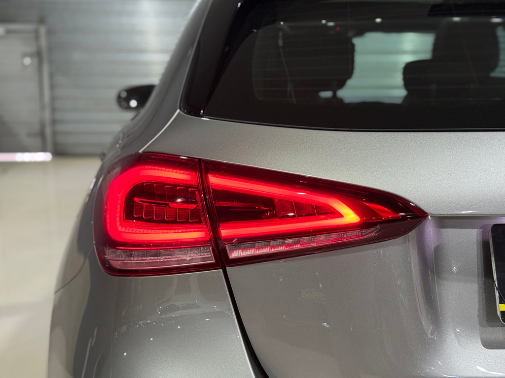 Mercedes Benz A 250 Prata