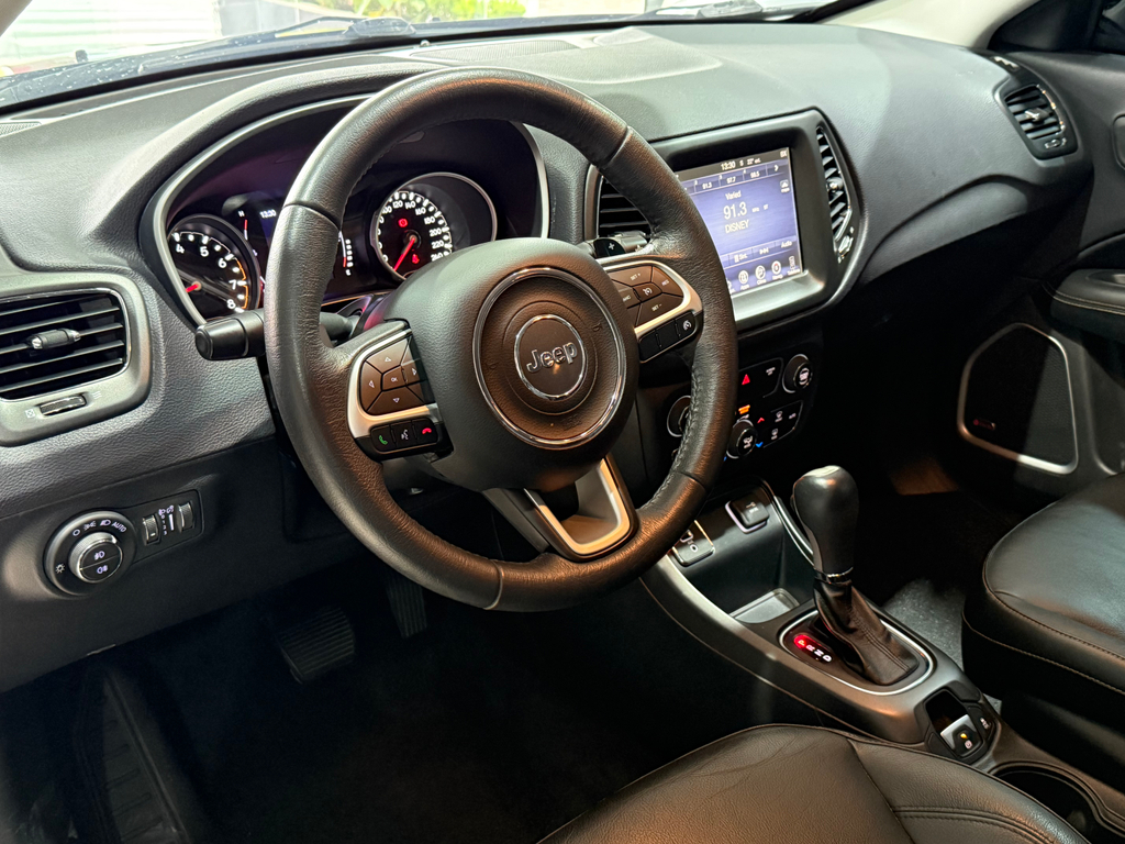 Jeep Compass Preto