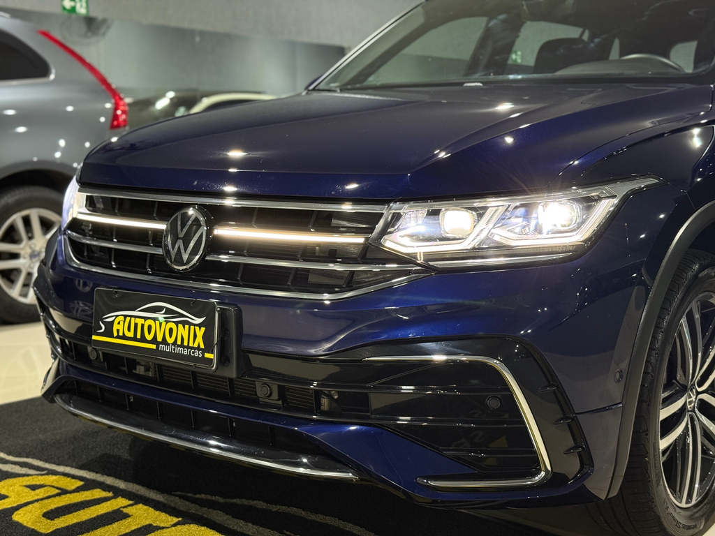 Volkswagen Tiguan Azul