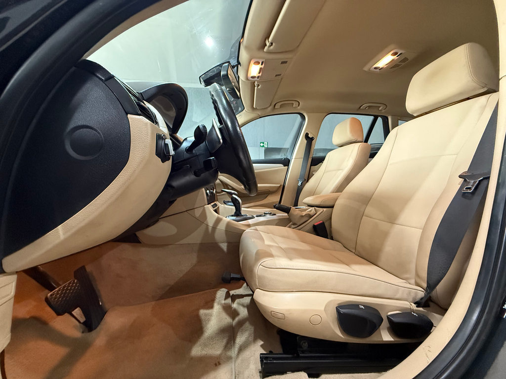 BMW X1 Preto