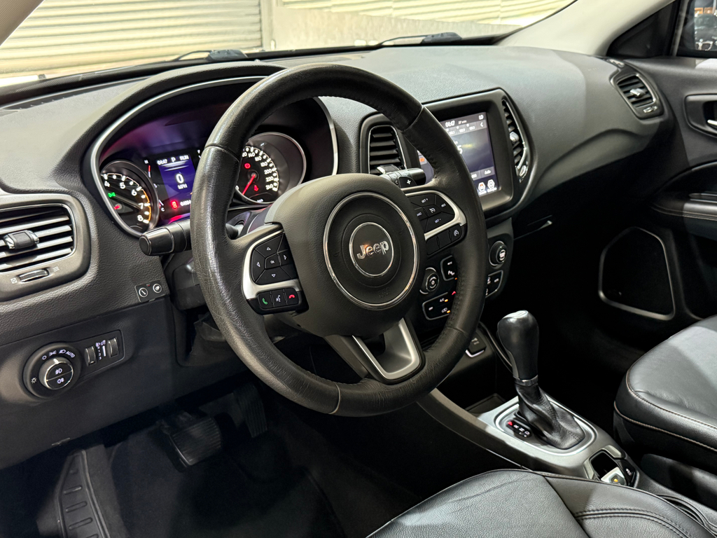 Jeep Compass Cinza