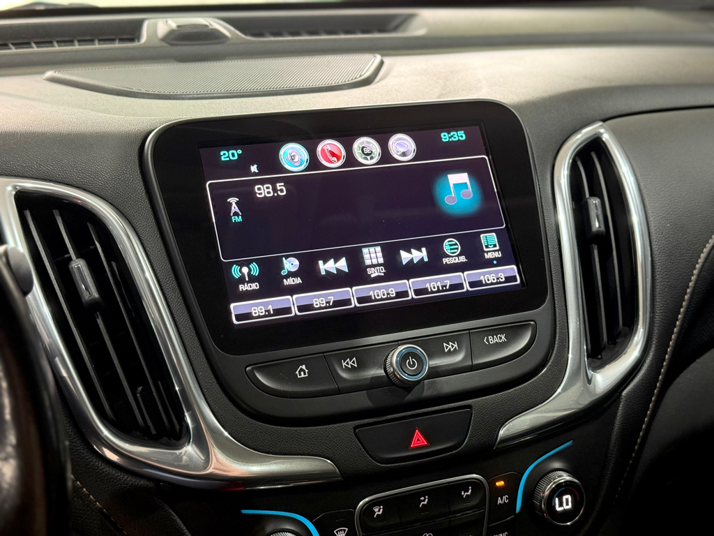 Chevrolet Equinox Cinza
