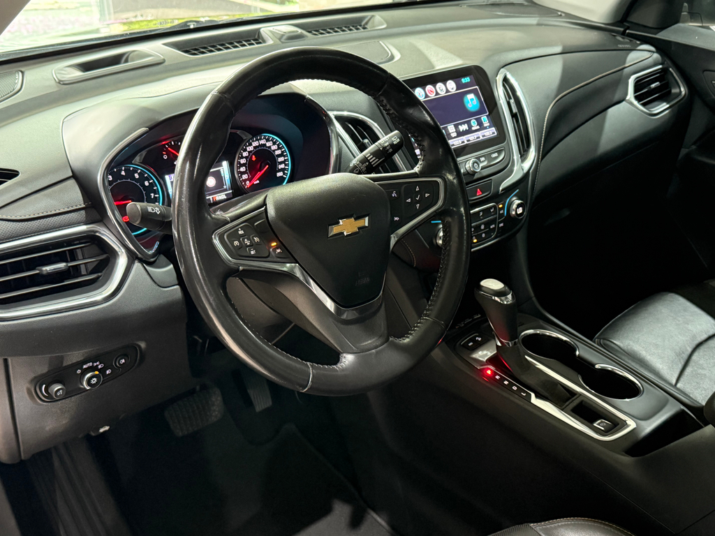 Chevrolet Equinox Cinza
