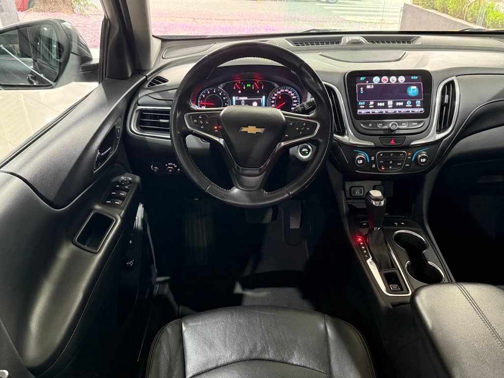 Chevrolet Equinox Cinza