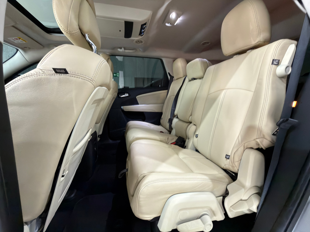 Dodge Journey Cinza