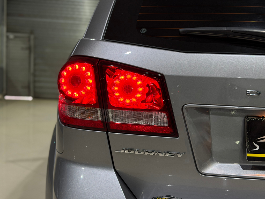 Dodge Journey Cinza