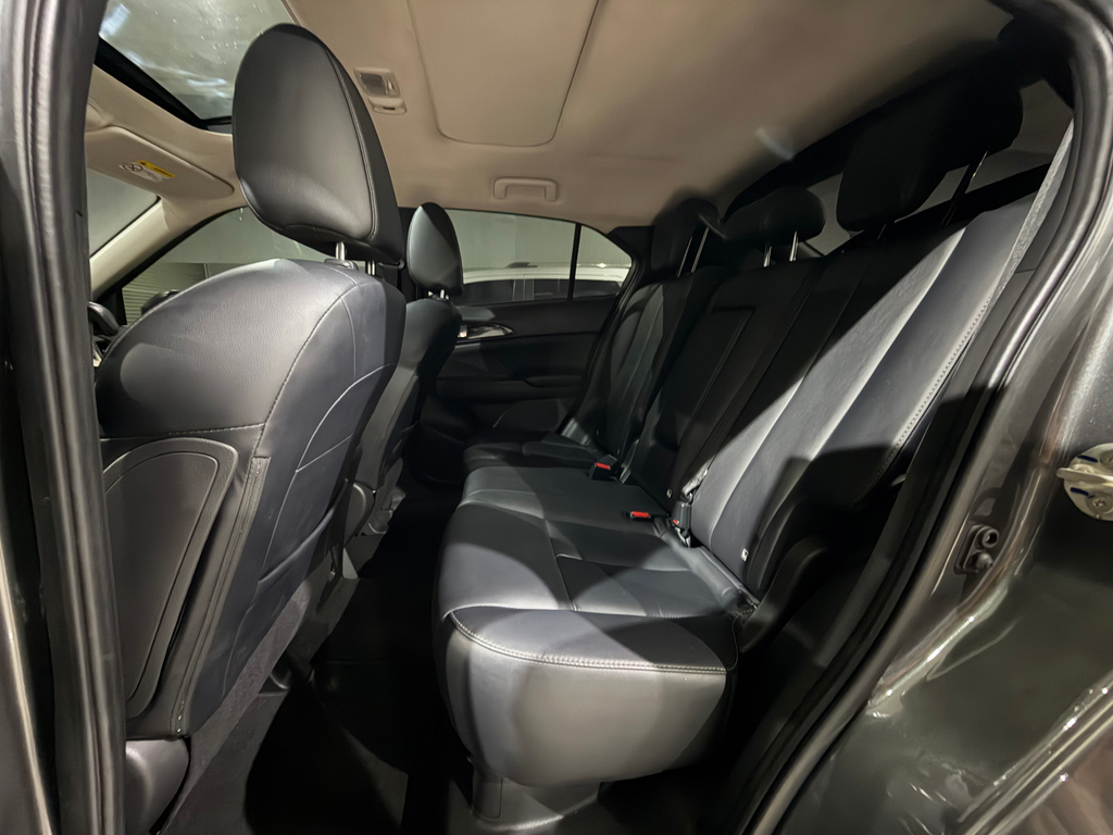 Mitsubishi Eclipse Cross Cinza