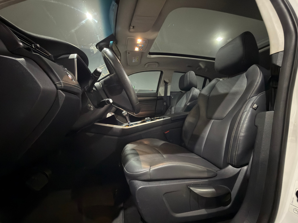 Ford TERRITORY Branco