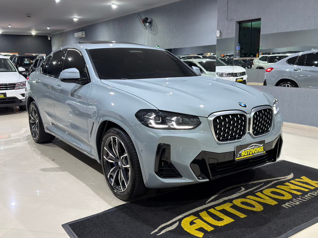 BMW X4 Cinza