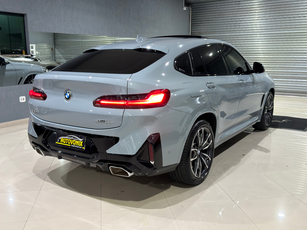BMW X4 Cinza