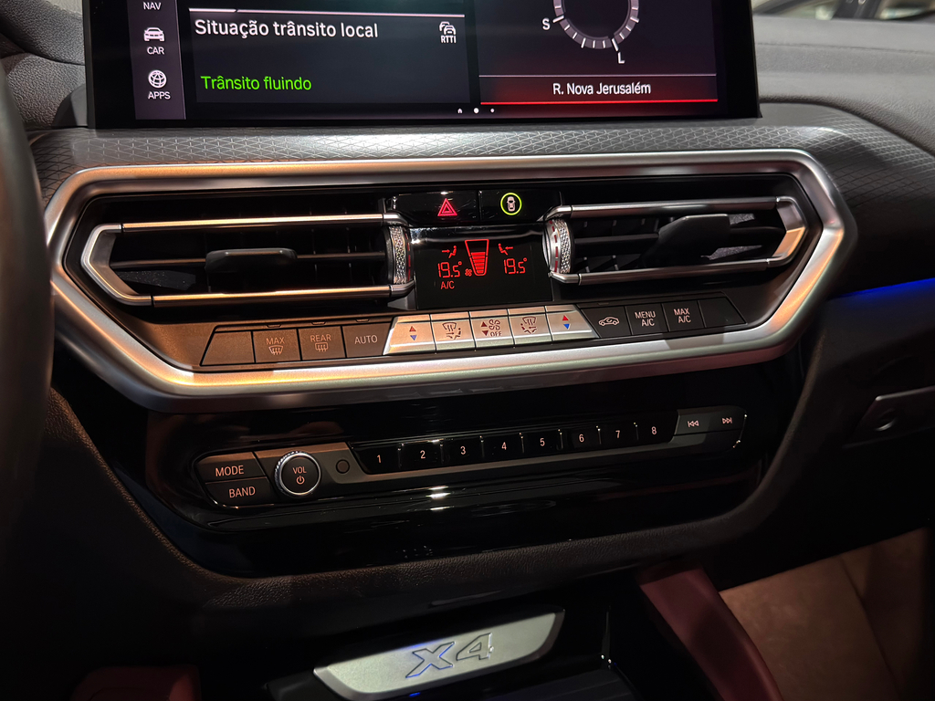 BMW X4 Cinza