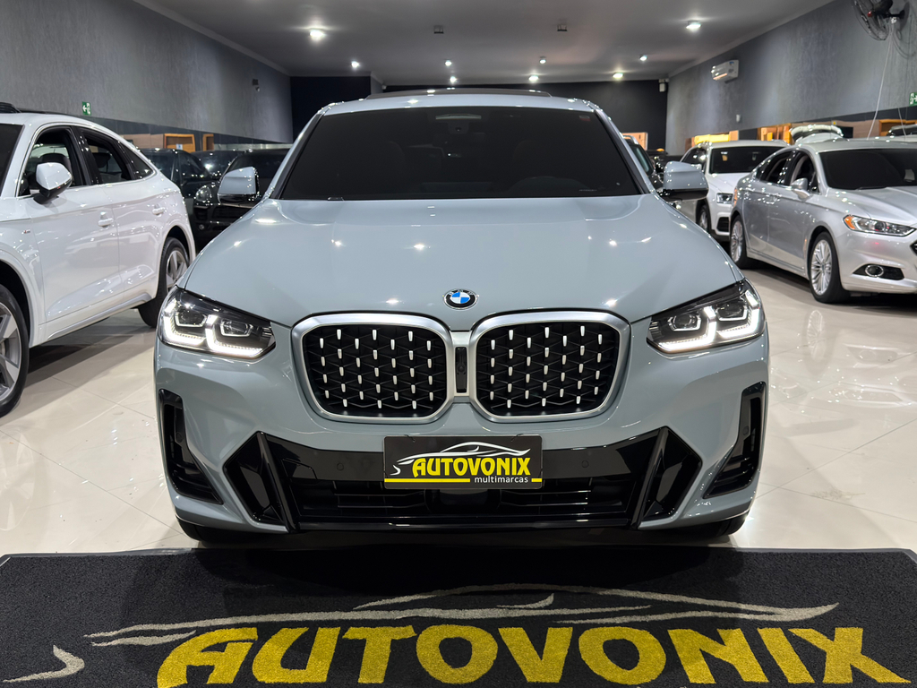BMW X4 Cinza