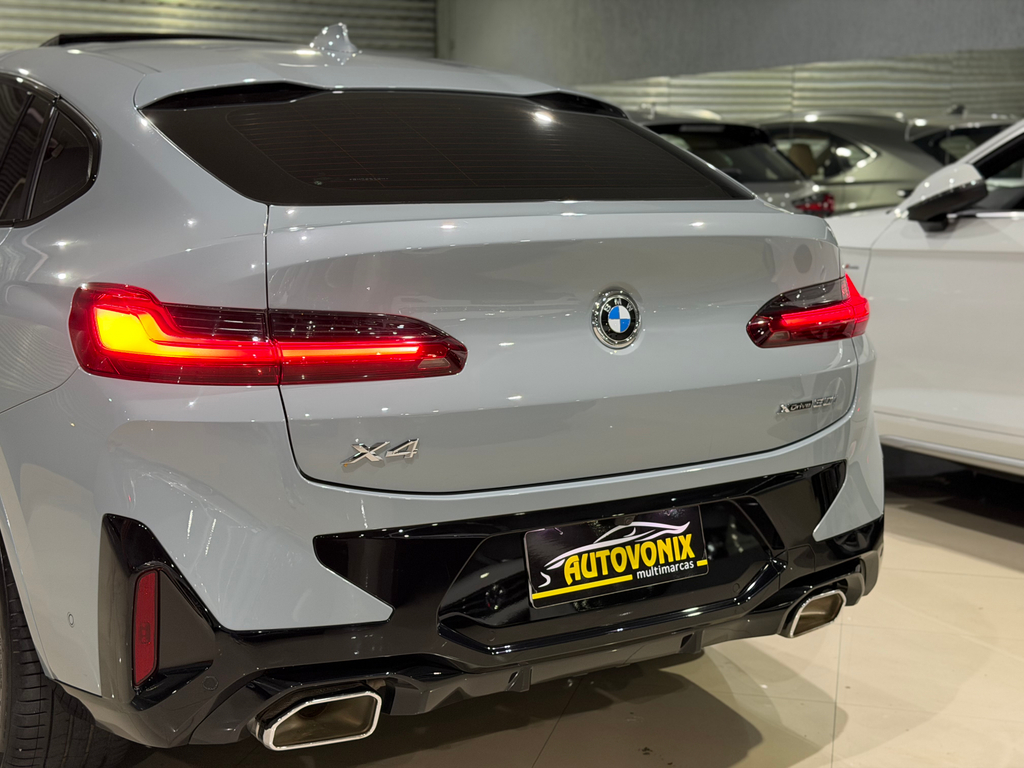 BMW X4 Cinza