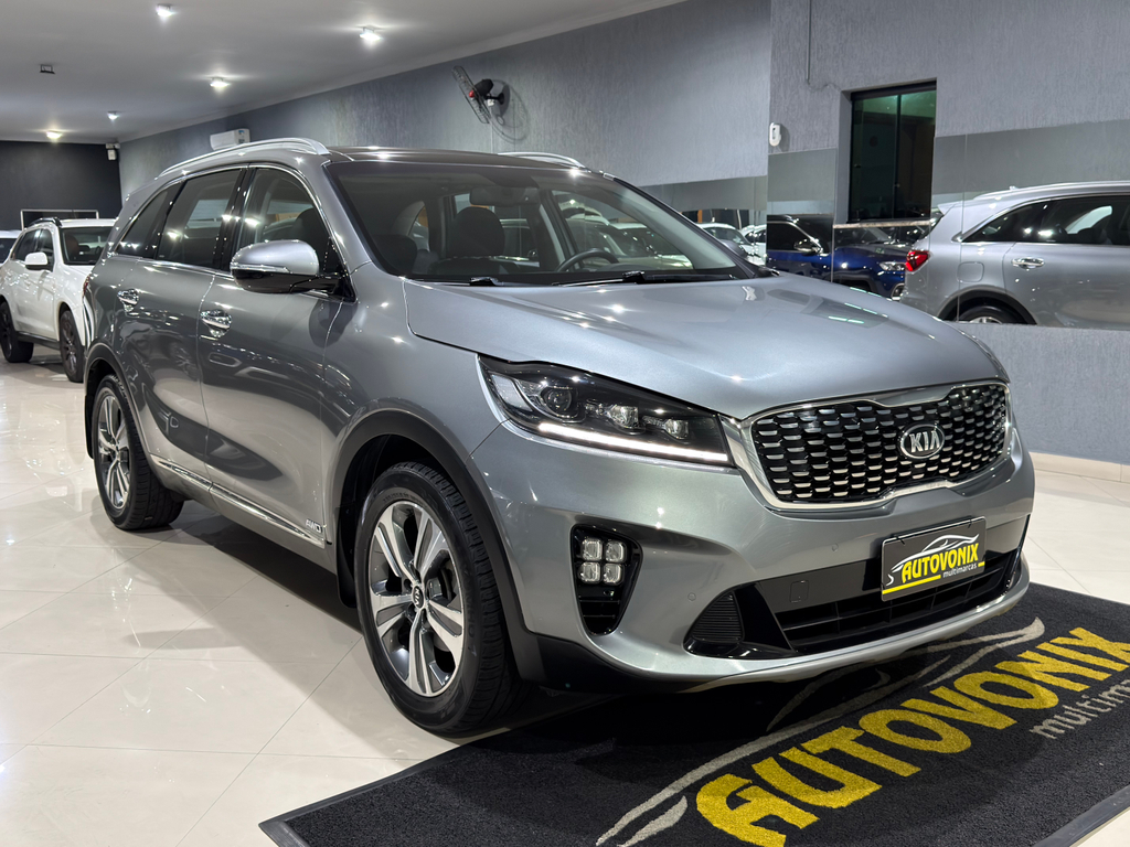 Kia Sorento Cinza