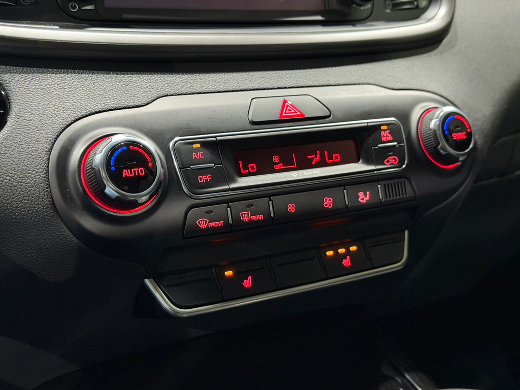 Kia Sorento Cinza