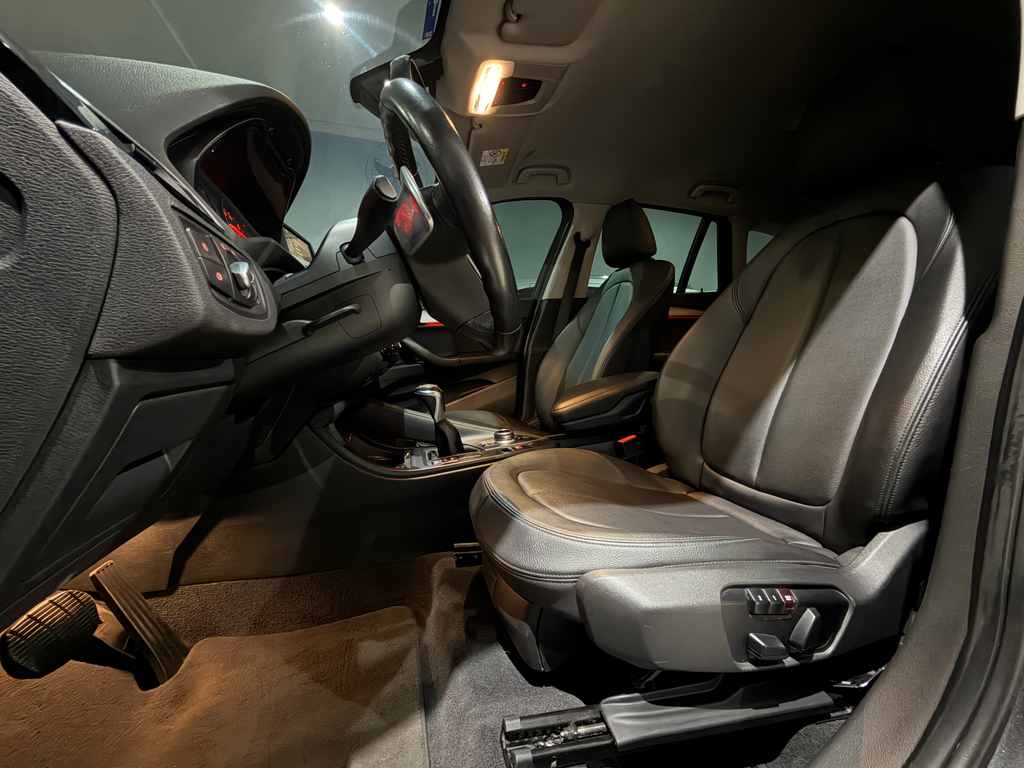 BMW X1 Cinza