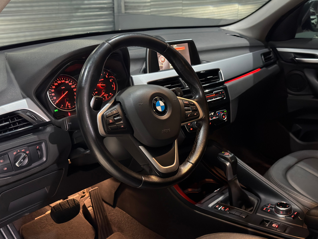 BMW X1 Cinza