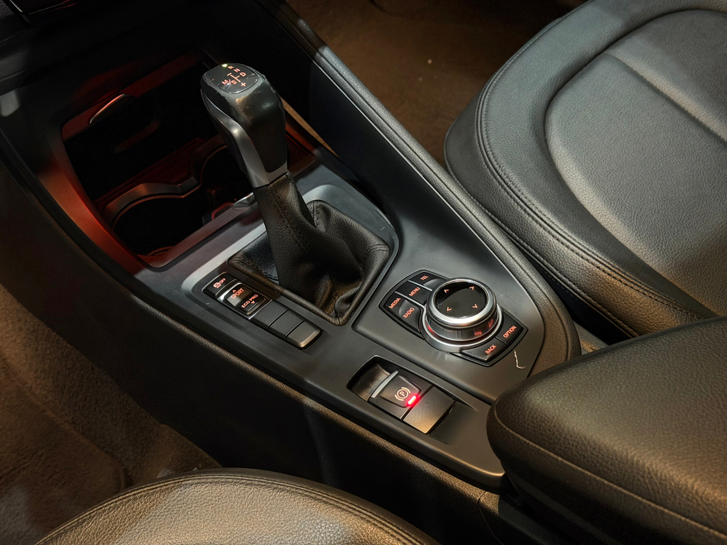 BMW X1 Cinza