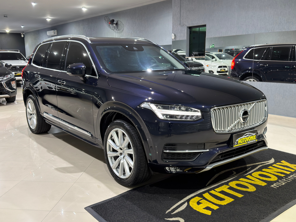 Volvo XC90 Azul