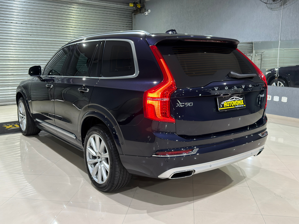 Volvo XC90 Azul
