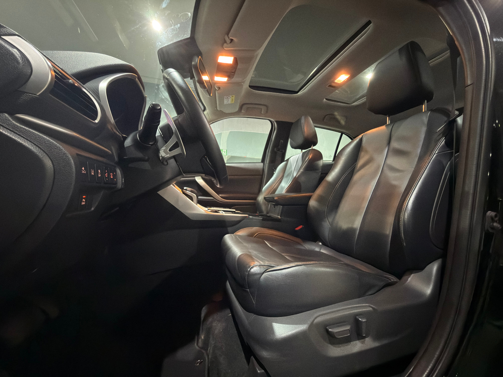 Mitsubishi Eclipse Cross Preto