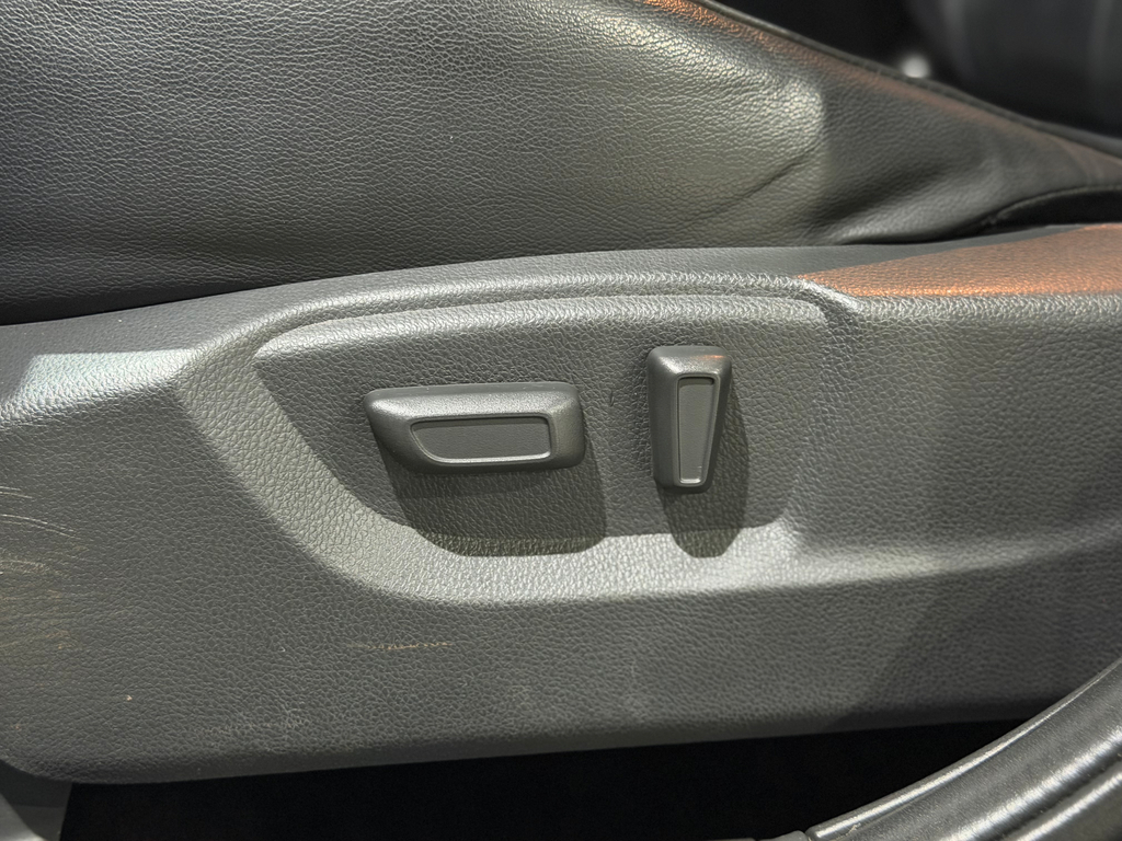 Mitsubishi Eclipse Cross Preto