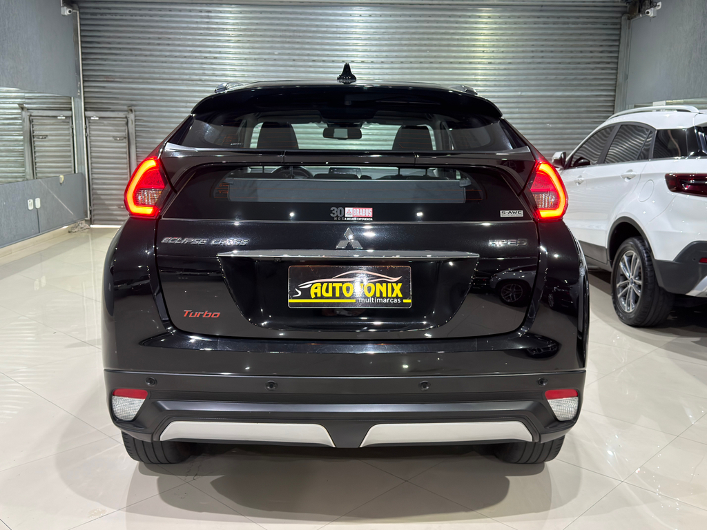 Mitsubishi Eclipse Cross Preto